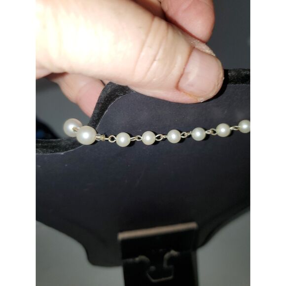 A Vintage Japan Faux Pearl Necklace Classic Timeless Elegant Costume Jewelry - Picture 5 of 7